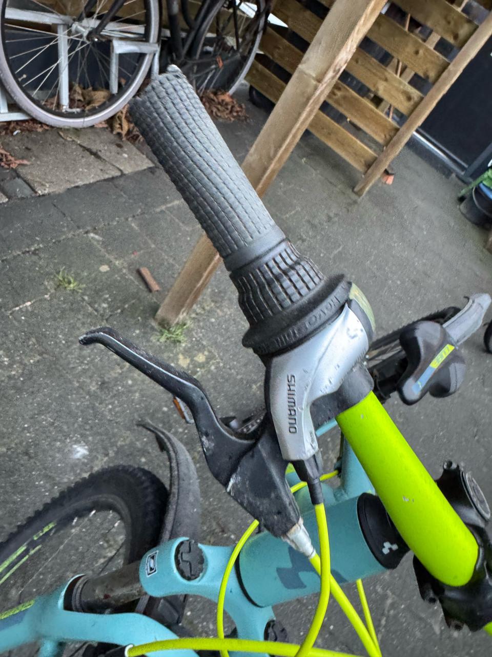 Cube Acid 240 Kinderfiets