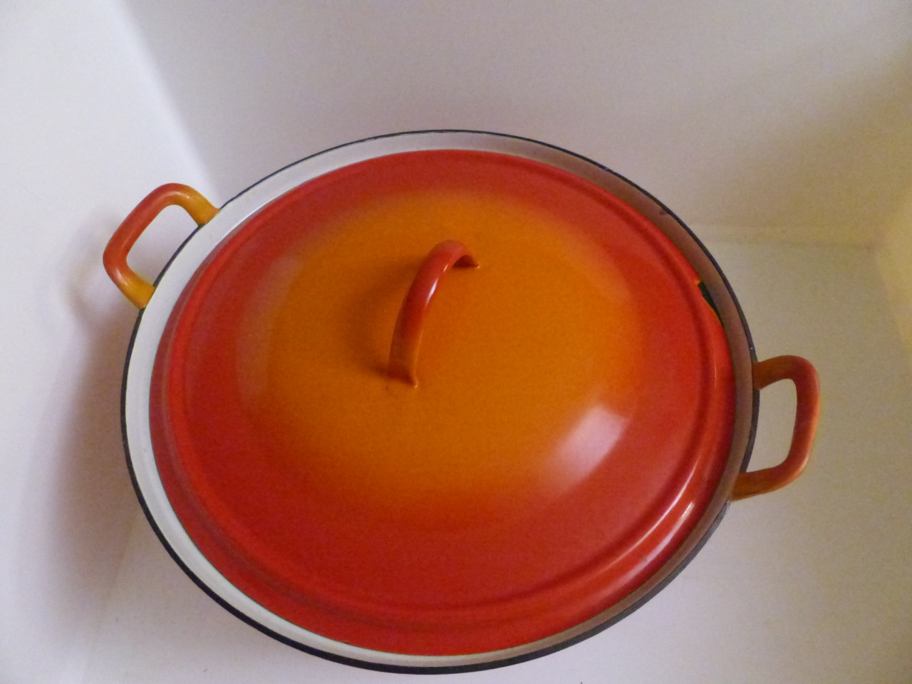 Pan gietijzer groot zwaar groot gezin 36diam15h oranje kwaliteit van toen!