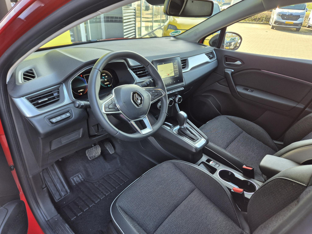 Renault Captur 1.6 e-tech plug-in hybrid 160 techno all season, camera, nav