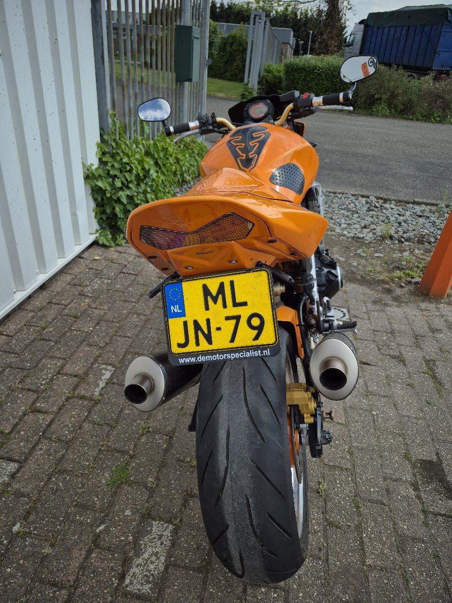 Kawasaki Z1000 akrapovic, mooie naked bike