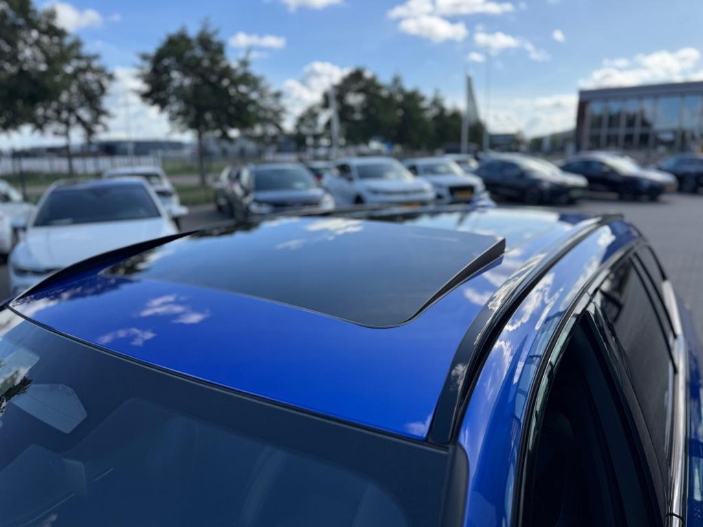 BMW 3-serie touring 330e m-sport * pano * acc * harman/ kardon