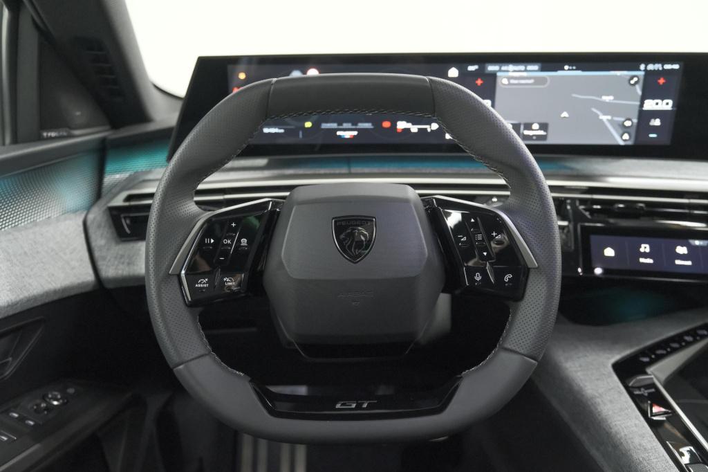 Peugeot 3008 1.2 hybrid 145 gt | panoramadak | focal hi-fi | 360 camera | a