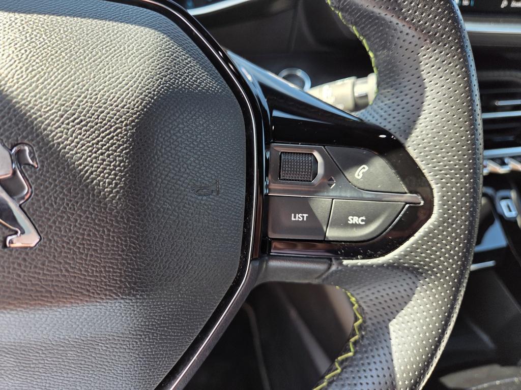 Peugeot 208 gt 50 kwh | pack alcantara | verwarmde voorstoelen | massagefun