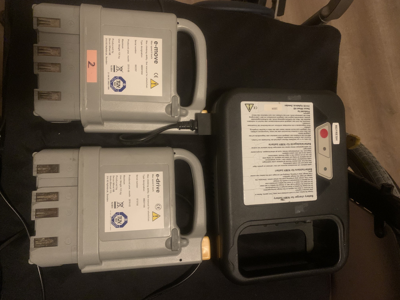 Rolstoel elektrisch voor en achter te bedienen