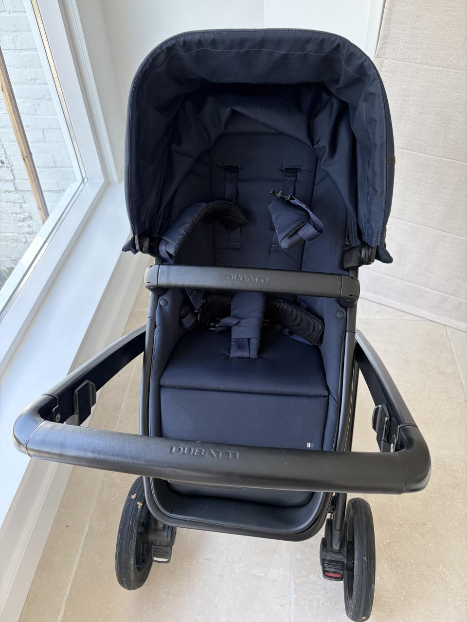 Dubatti Two kinderwagen