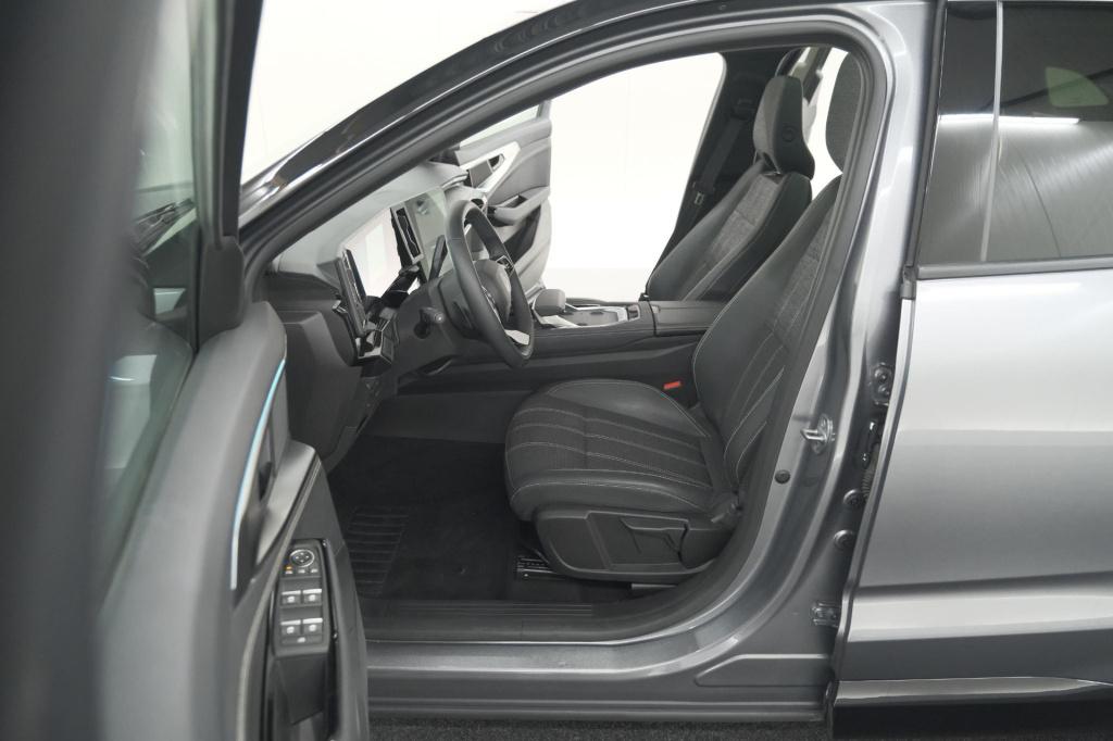 Renault Austral 1.2 e-tech full hybrid 200 techno | 360 camera | panoramada