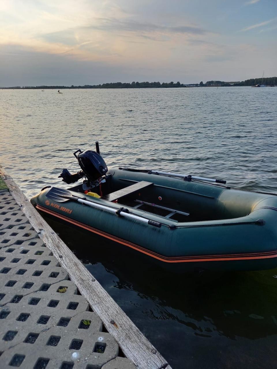 Kolibri rubberboot met buitenboordmotor – compleet en vaarklaar