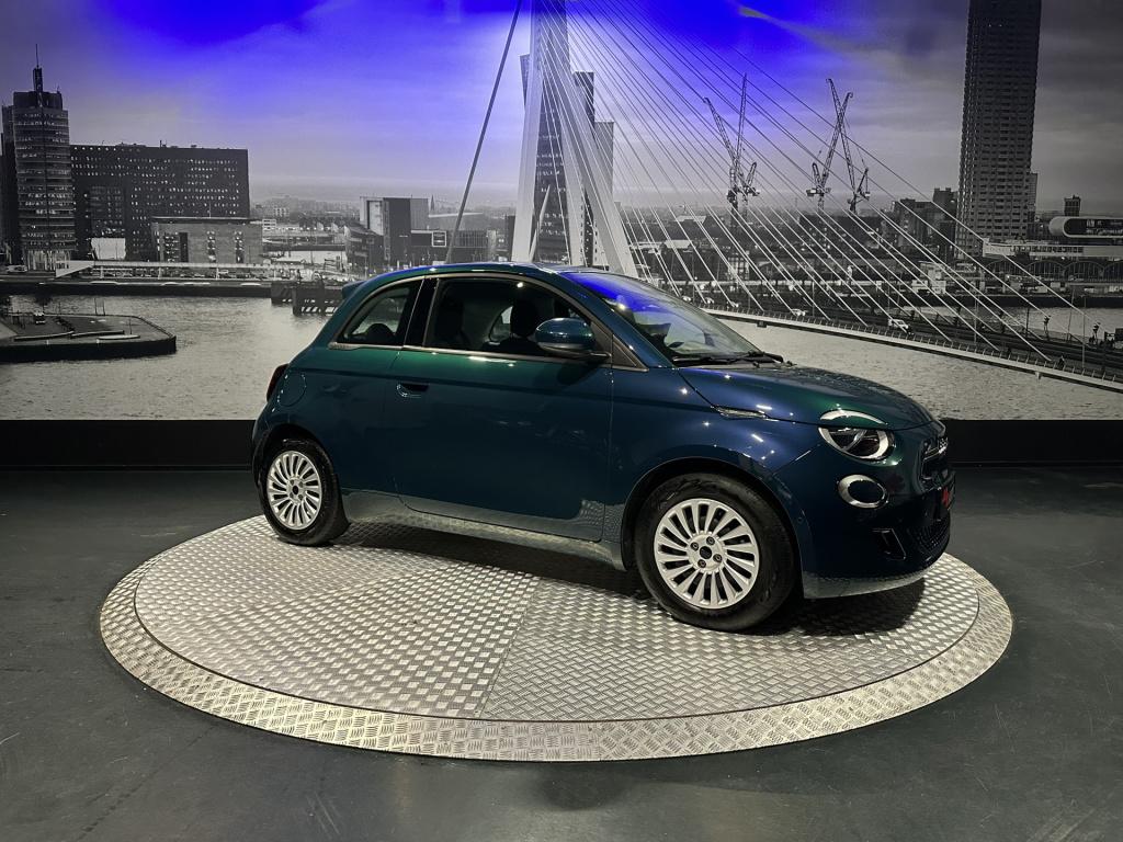 Fiat 500 icon 42 kwh *carplay*camera*