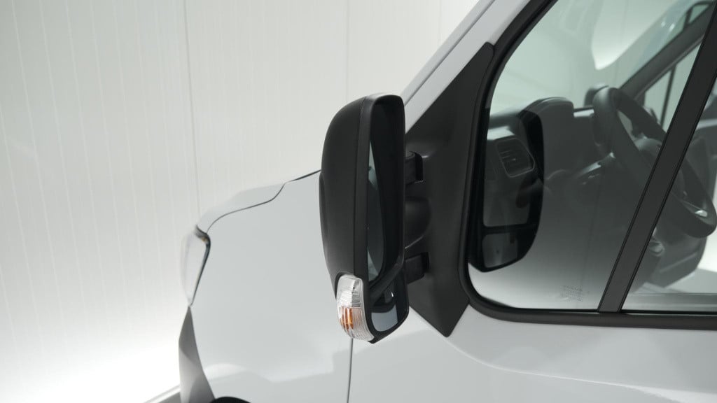 Renault Master t33 2.3 dci 135 l2h2 comfort | direct leverbaar | navigatie 