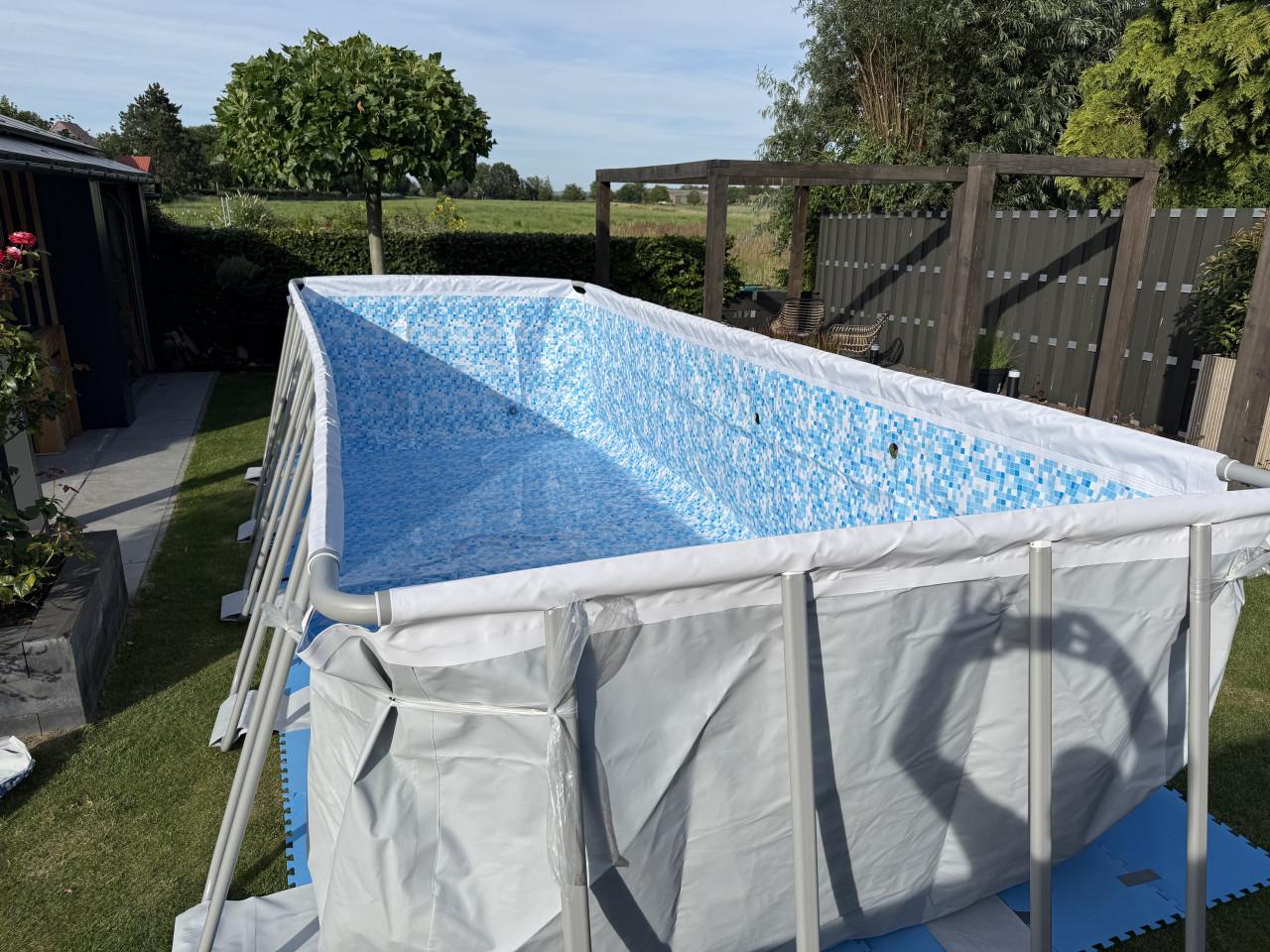 Zwembad 640x274x132 nieuw !!!
