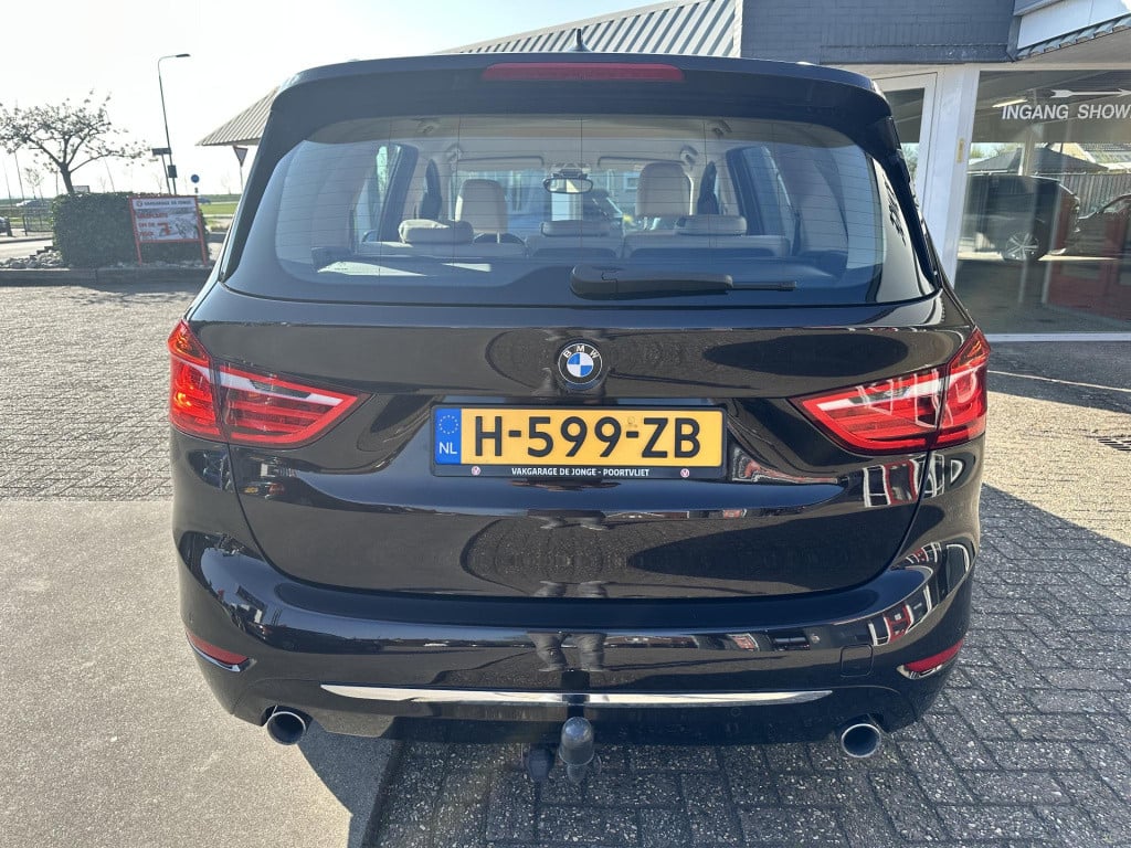 BMW 2-serie gran tourer 220i centennial high executive