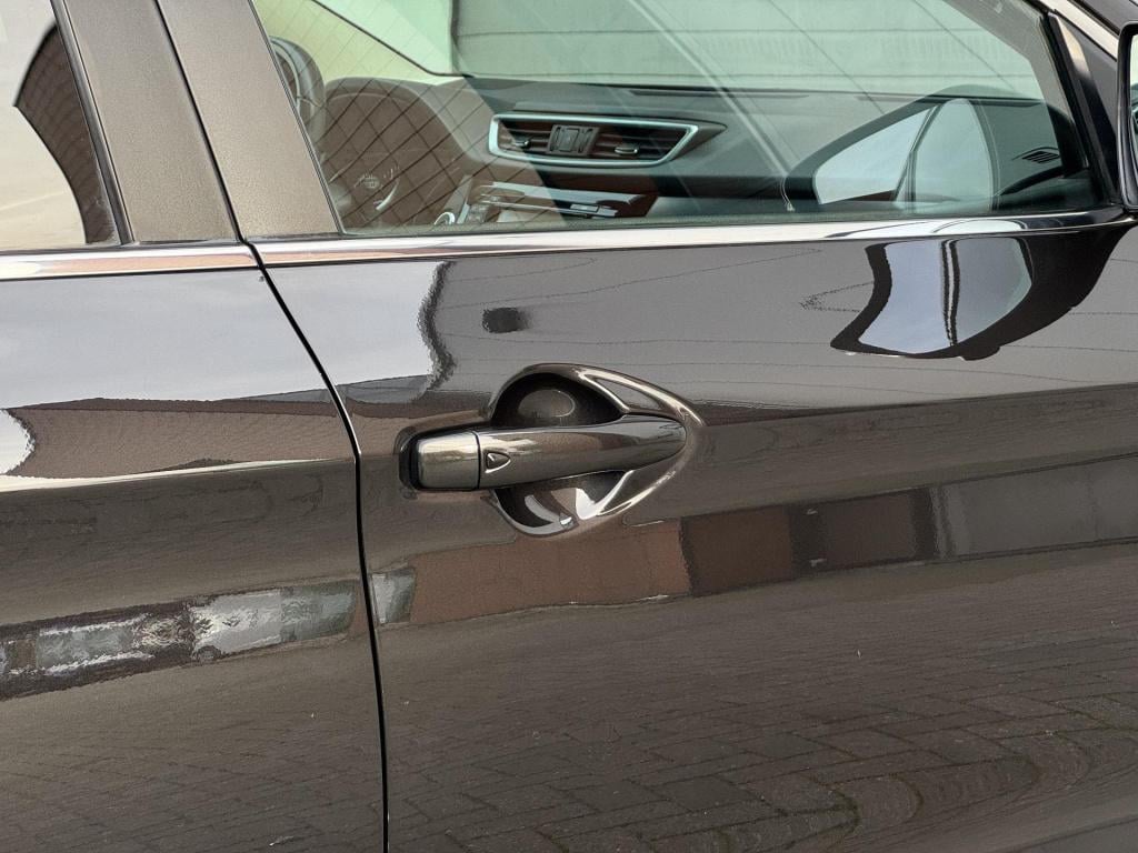 Nissan Qashqai 1.2 n-connecta design pack incl. trekhaak!