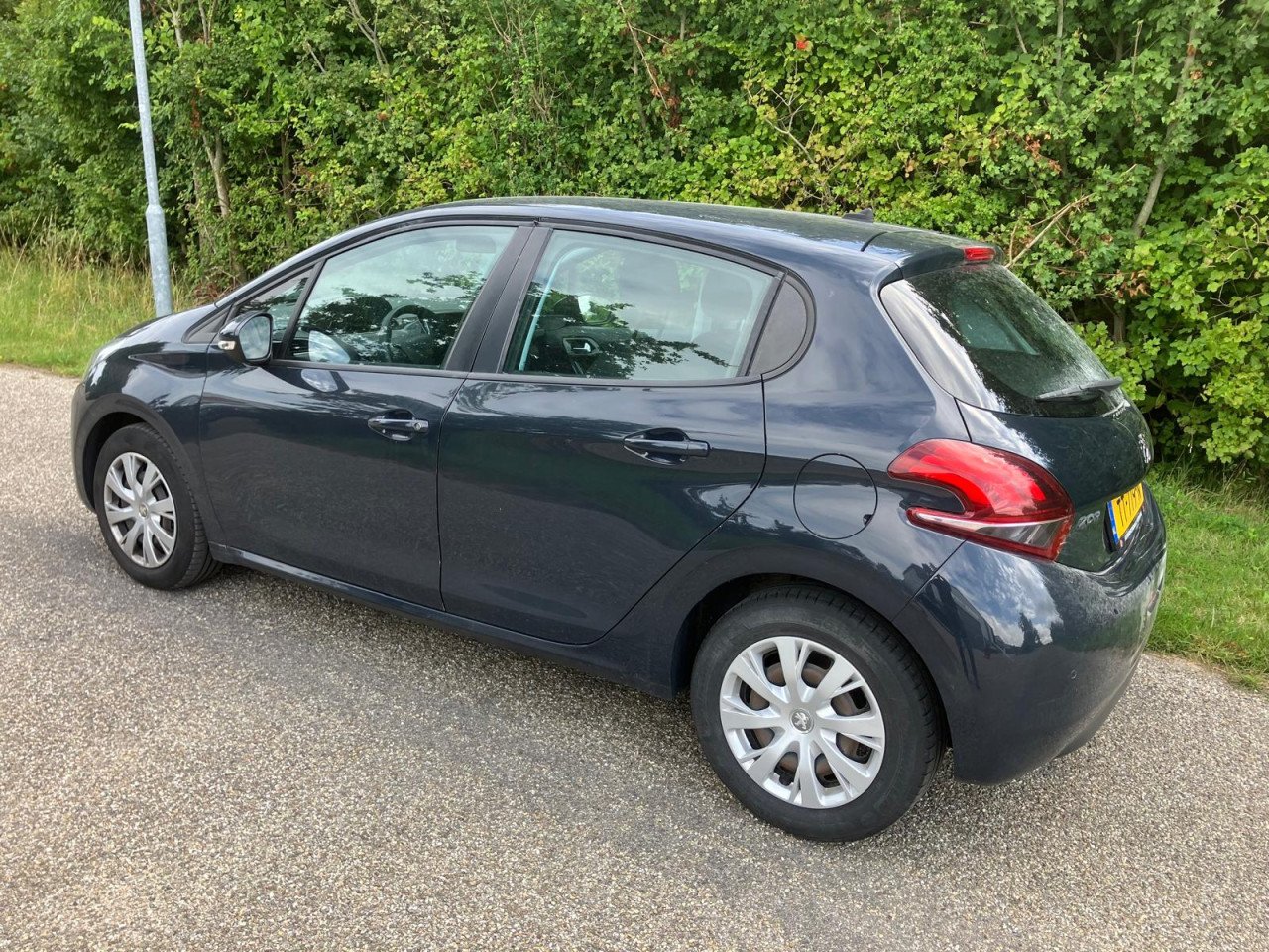 Peugeot 208 1.2