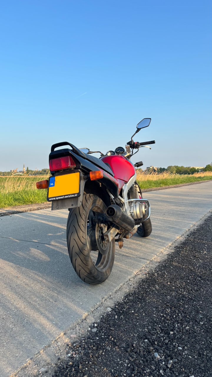 Suzuki GS500E