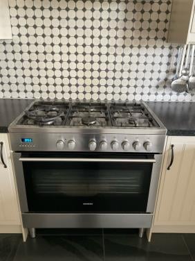 Te koop 6-pits gasfornuis Siemens