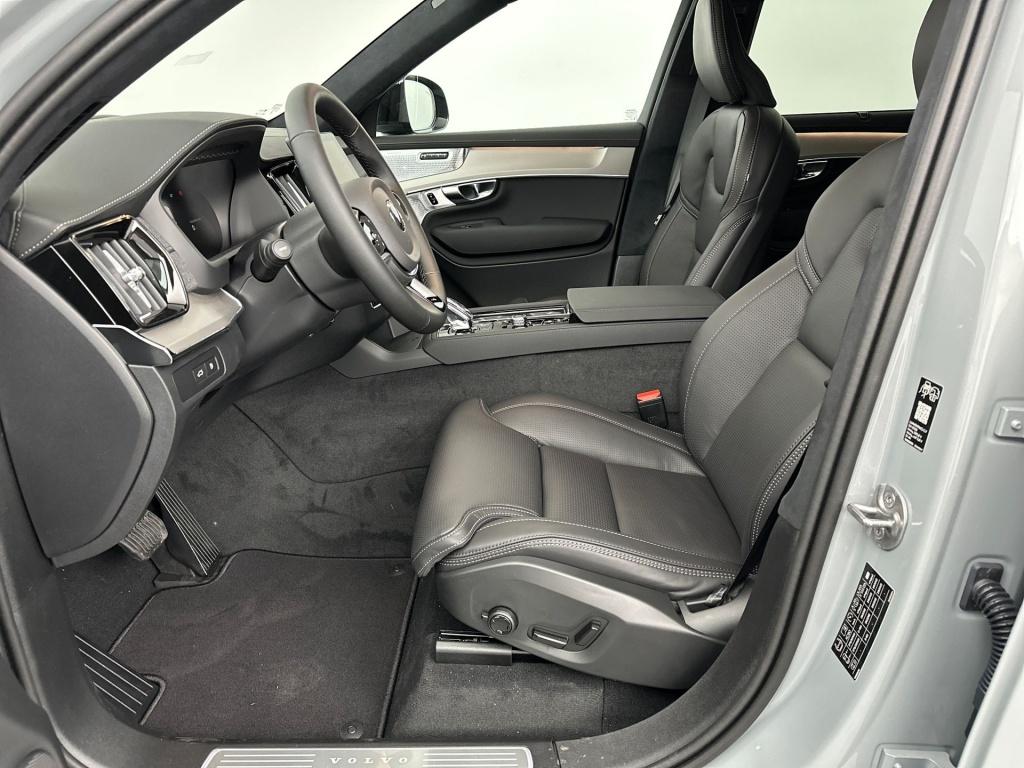 Volvo XC90 t8 awd gt ultra black edition bowers wilkins