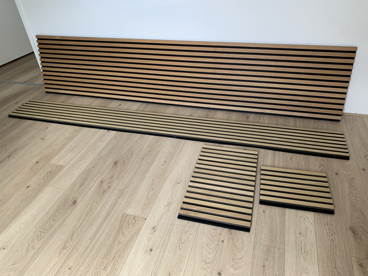 Lattenwand panelen.