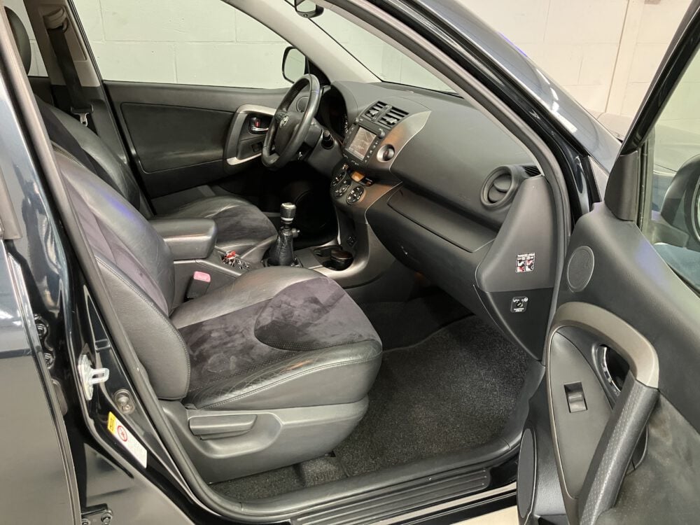 Toyota RAV4 2.0 VVTi Executive Business