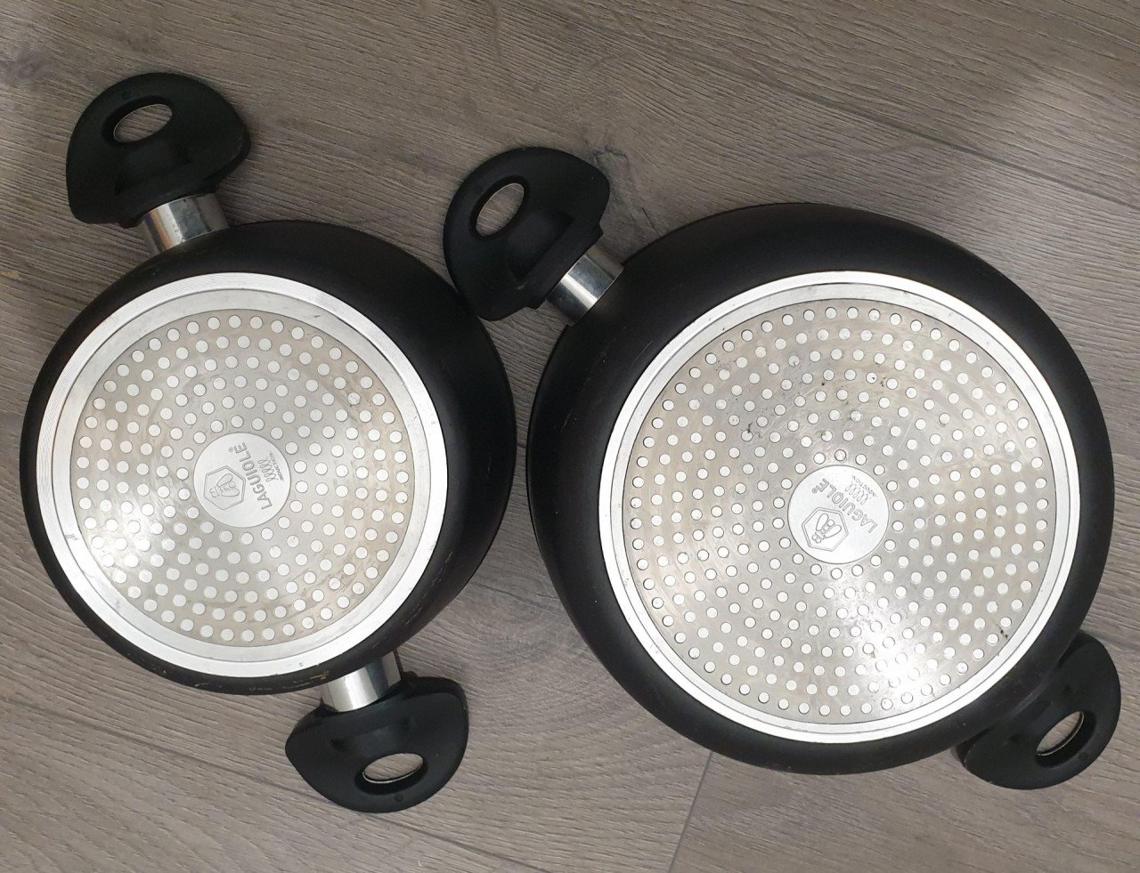 Laguiole pannen voor alle warmtebronnen ook inductie, met anti aanbaklaag