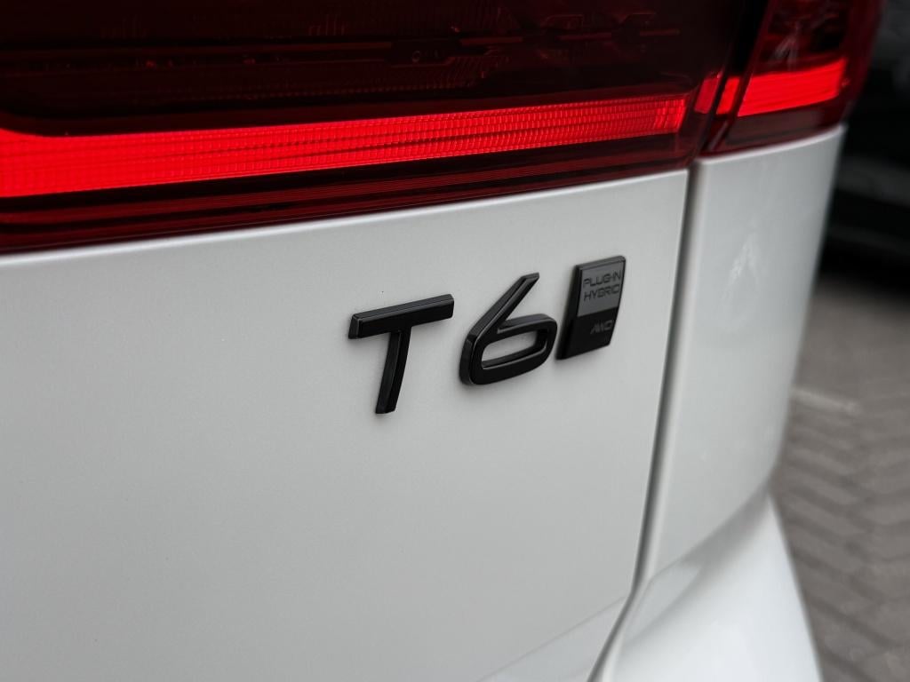 Volvo XC60 t6 398pk ultra black edition recharge| panodak| 360camera| adap.