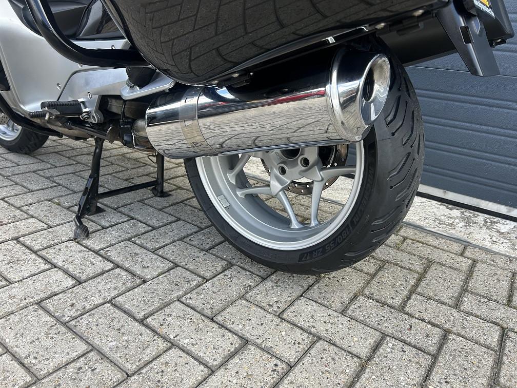 ***VERKOCHT*** BMW R1200RT uit 2010, 84dkm, full-option!  rijklaar €5850.-