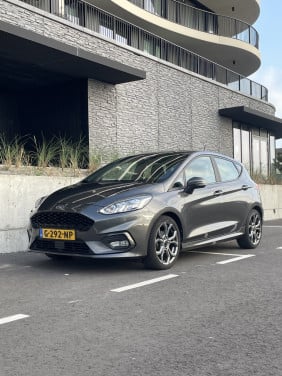 Ford Fiesta ST line