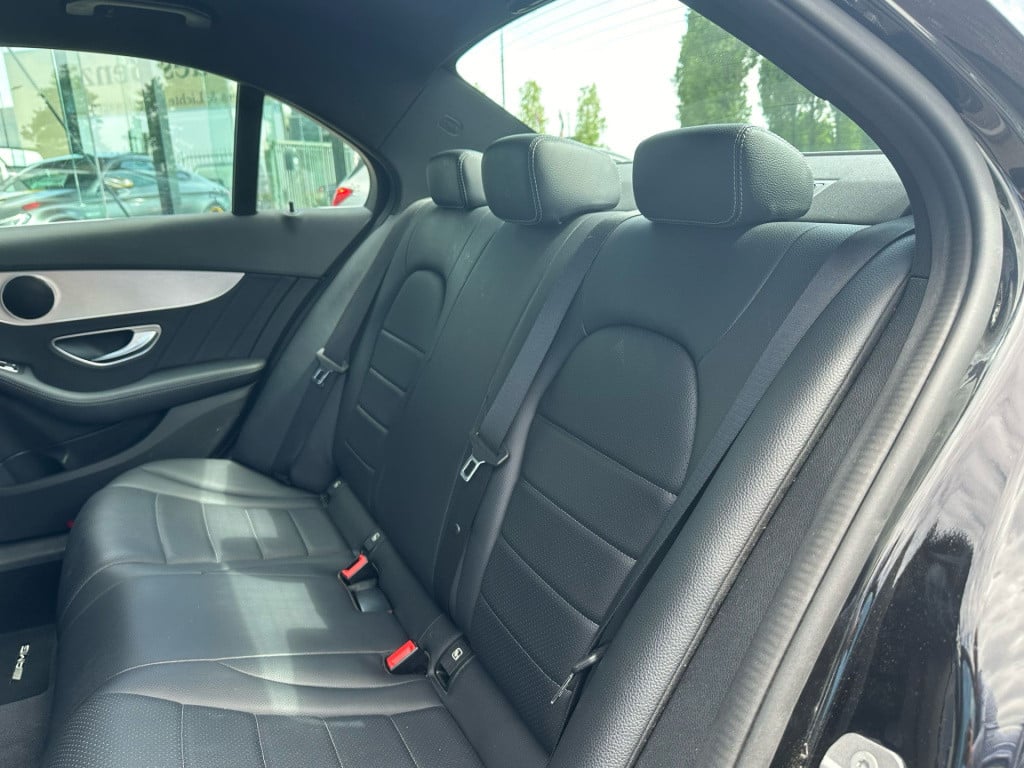 Mercedes-Benz C-Klasse 180 amg sport edition l trekhaak l stoelverwarming l