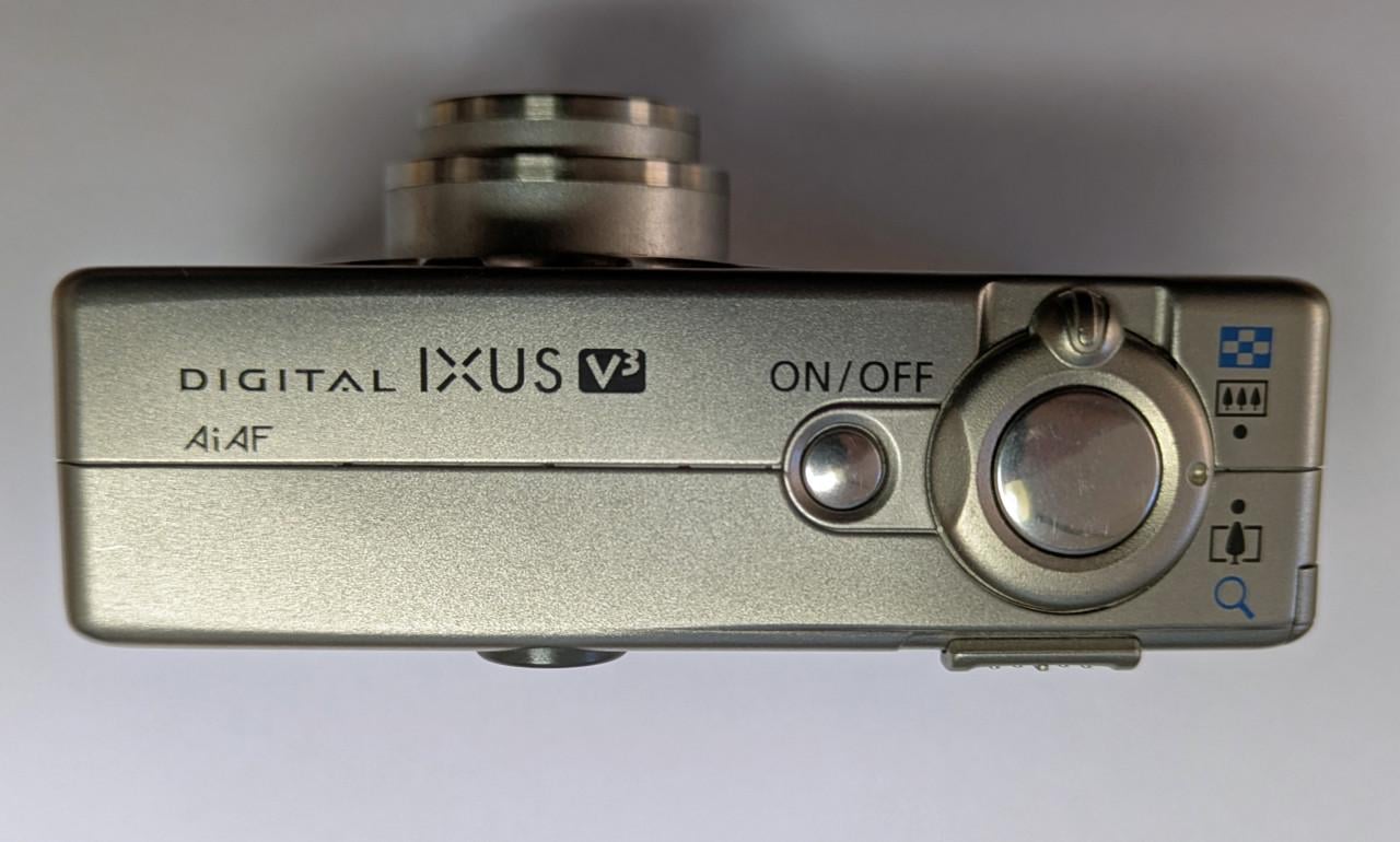 Canon Digital IXUS V3 digitale camera