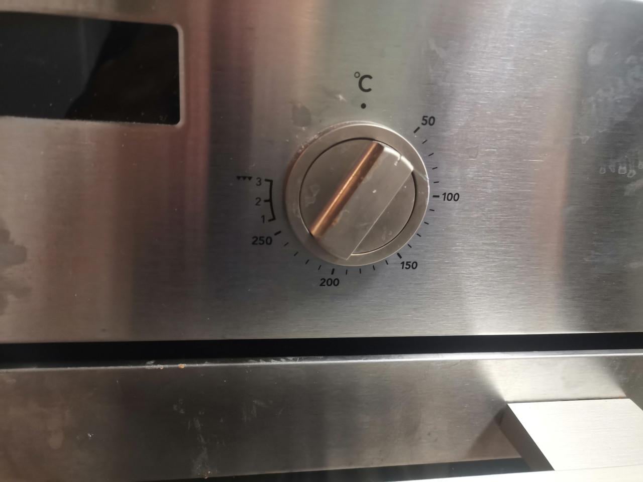 Oven