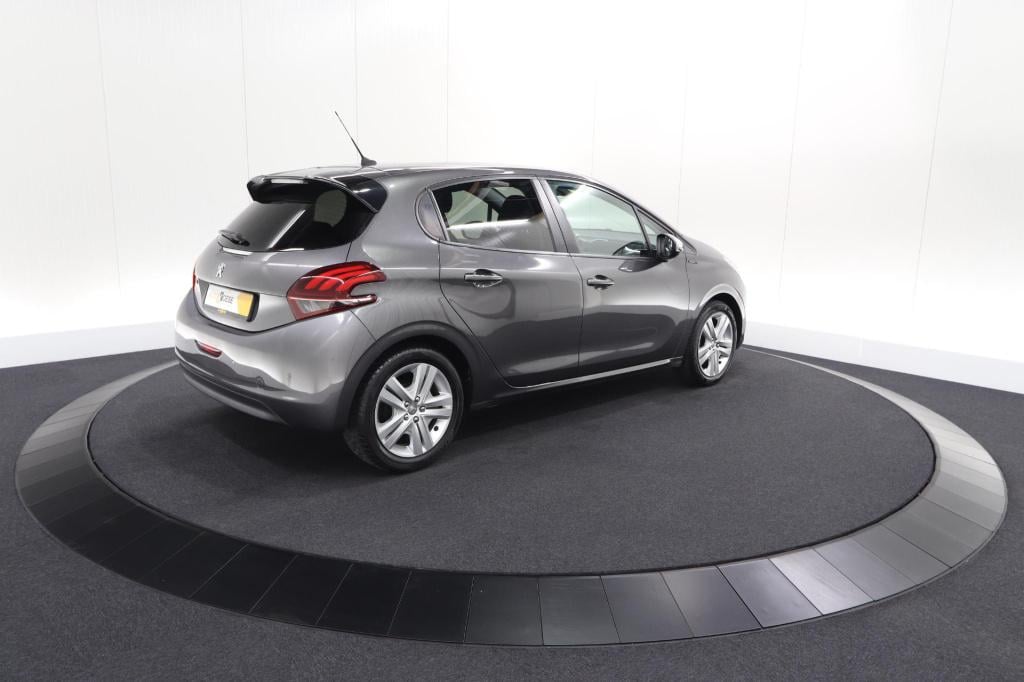 Peugeot 208 puretech 82 signature | parkeersensoren | apple carplay | navig