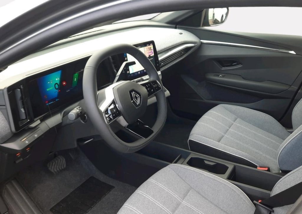 Renault Megane E-tech comfort range evolution 60 kwh - pack city / pack win