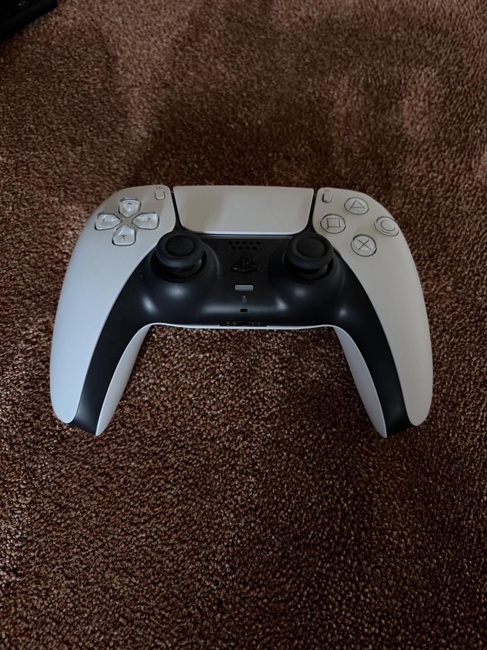 PlayStation, 2 draadloze controllers, Samsung Scherm