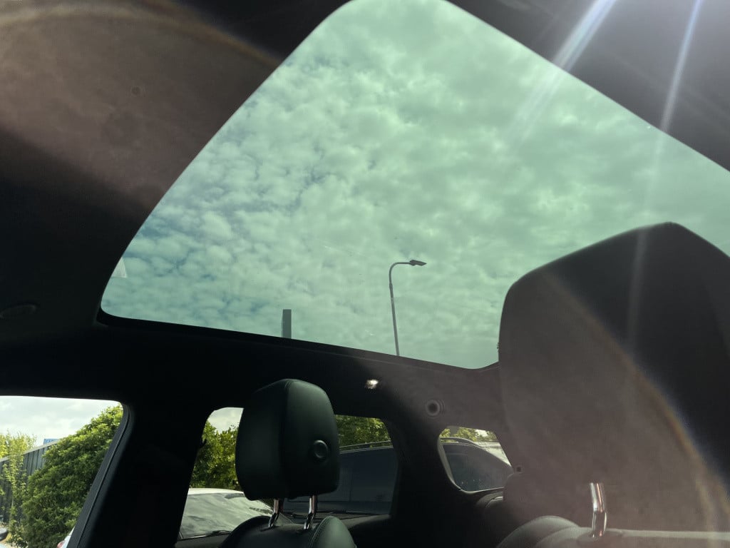 Land Rover Range Rover 1.5 p300e awd r-dynamic se | carplay | camera | acc 