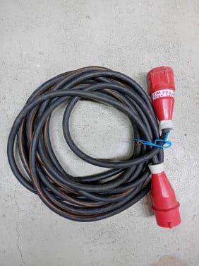 Krachtstroomkabel 5 x 2,5 mm met steker en contra 5 pol. 16 A. 10 m.