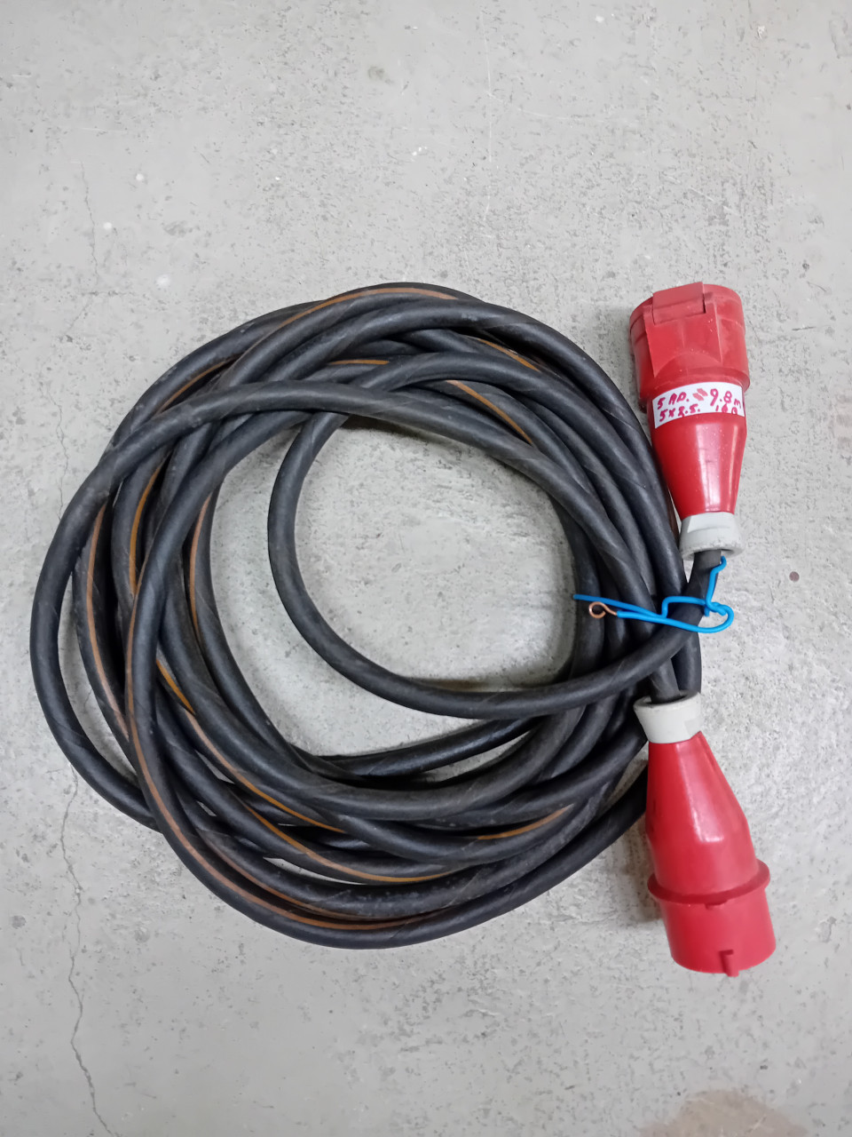 Krachtstroomkabel 5 x 2,5 mm met steker en contra 5 pol. 16 A. 10 m.