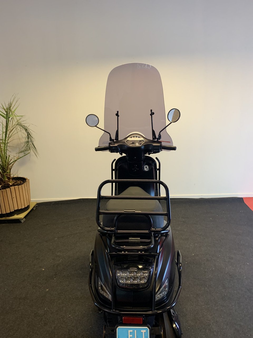 BTC RIVA MET WINDSCHERM NU 695,= RIJKLAAR