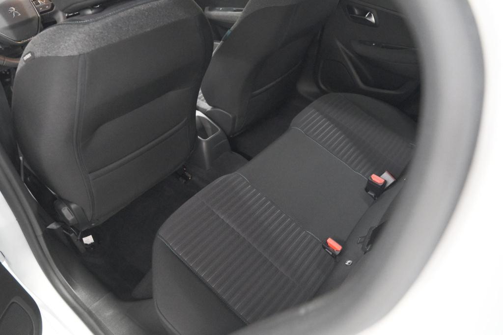 Peugeot 208 1.2 puretech style | parkeersensoren | navigatie | apple carpla