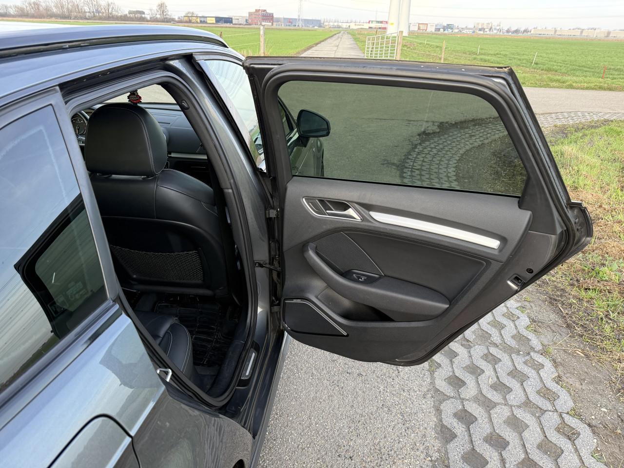 Audi A3 1.4 Tfsi 90KW Sportback S-tronic 2013 Grijs