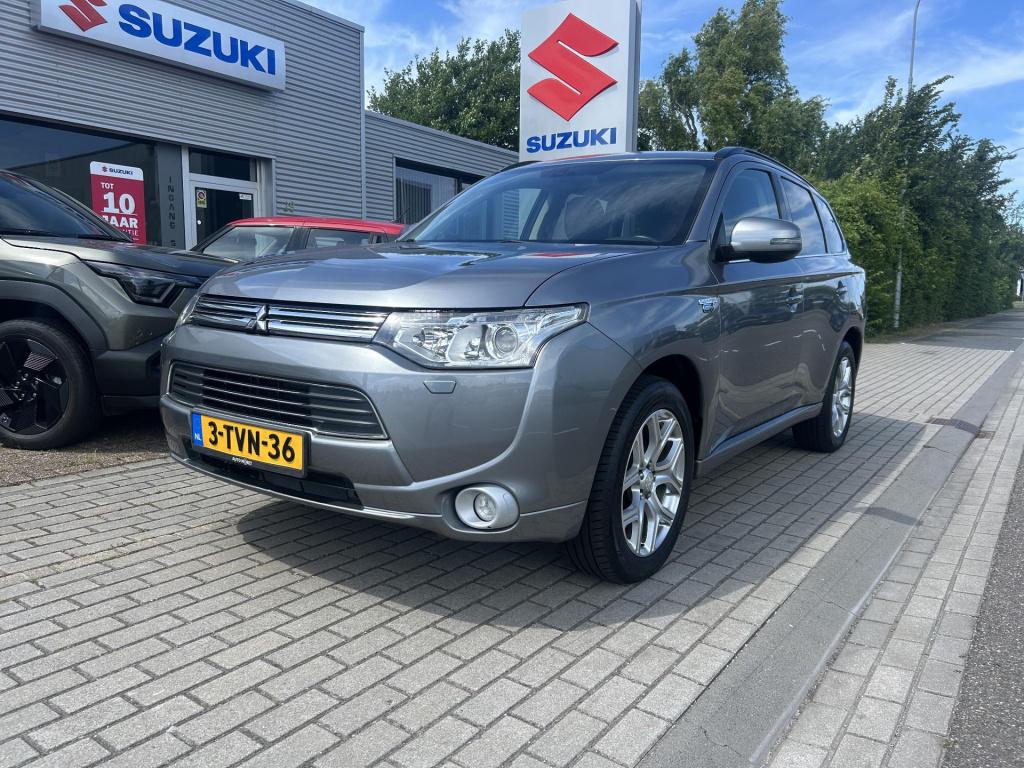 Mitsubishi Outlander 2.0 phev instyle