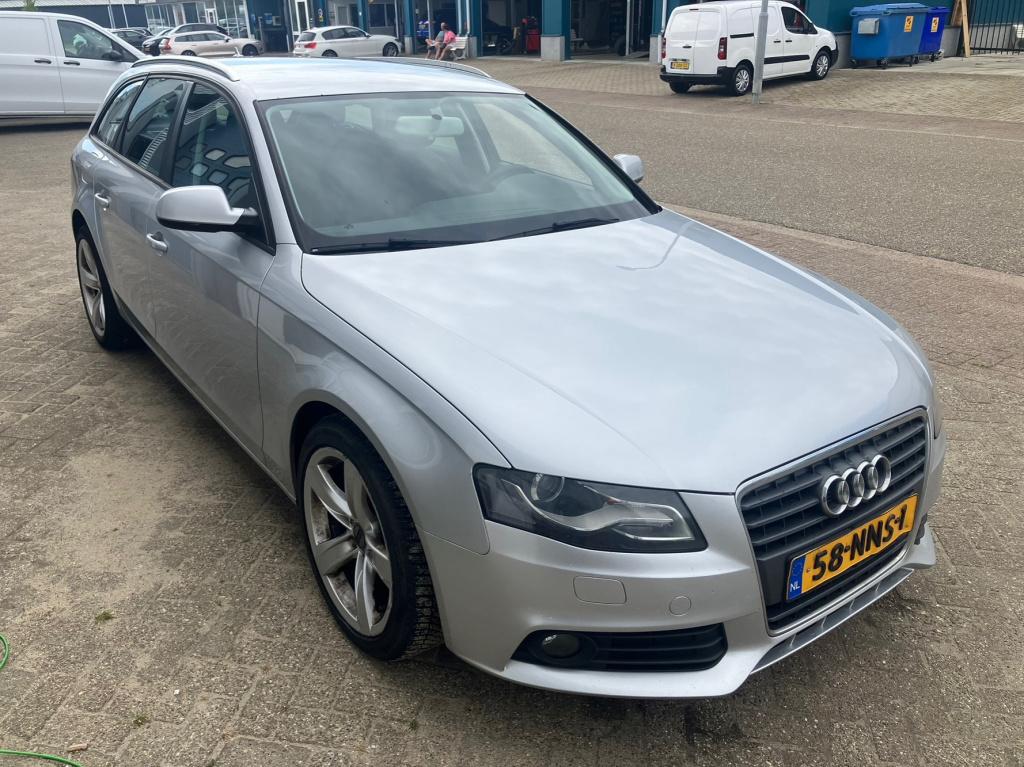 Audi A4 avant 1.8 tfsi pro line ecc xenon
