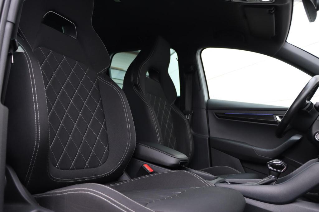 Skoda Karoq 1.5 tsi act style 150pk dsg7 | stoel voor+ achter verwarming | 