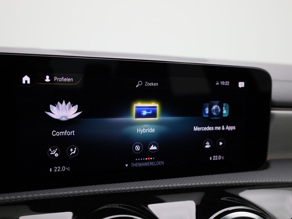 Mercedes-Benz Cla 250 e amg line | automaat | lmv | virtual cockpit | sfeer