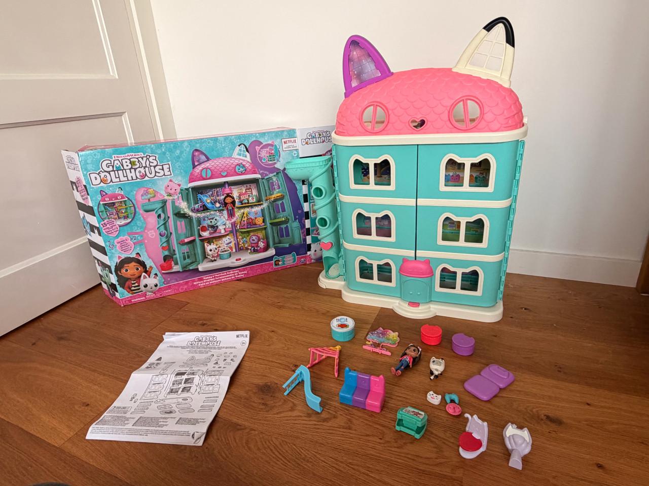 Gabby’s dollhouse / poppenhuis