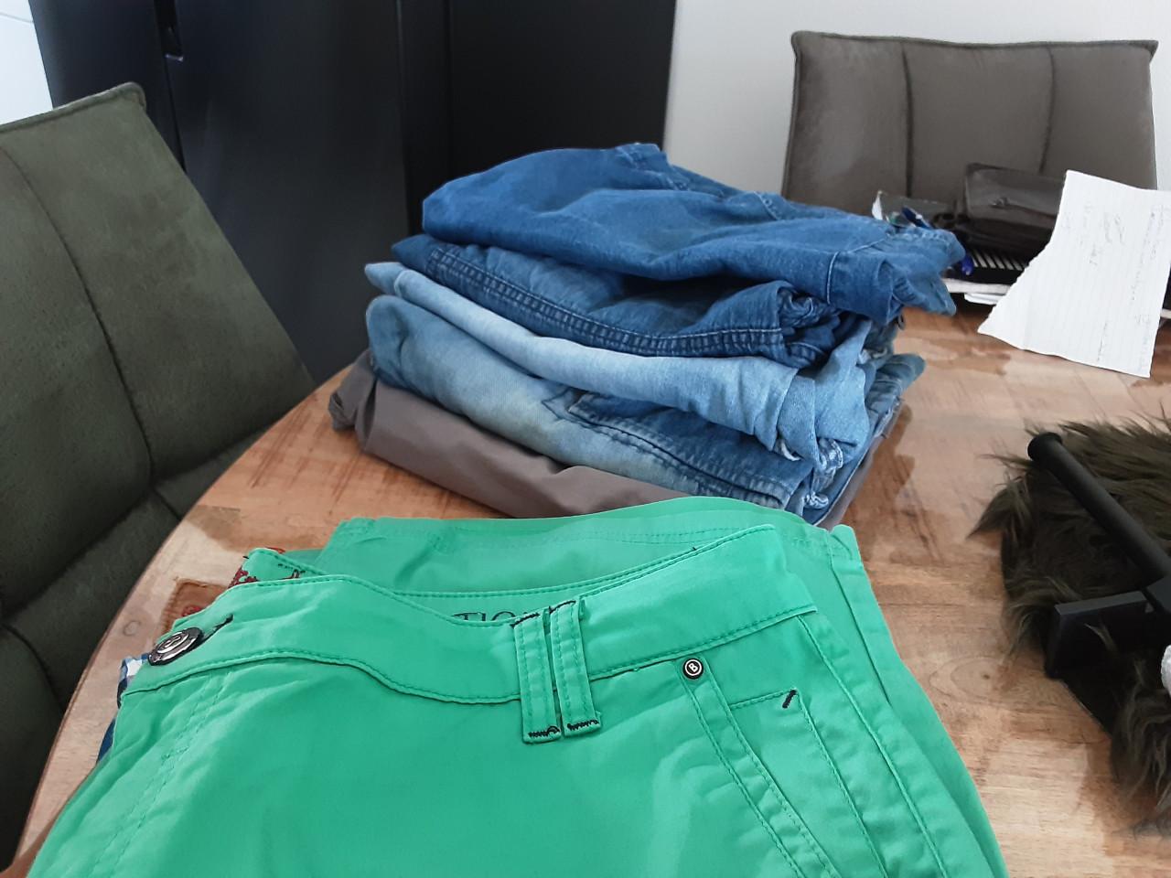 9 korte heren broeken W 40 merkbroeken