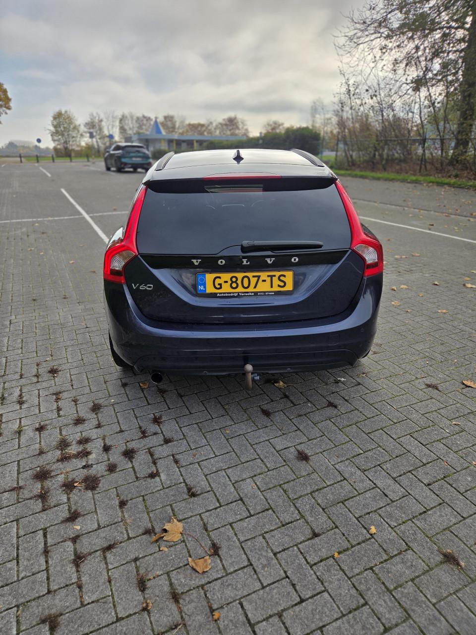 Volvo V60 D2 115pk Start/stop Powershift 2014 Blauw