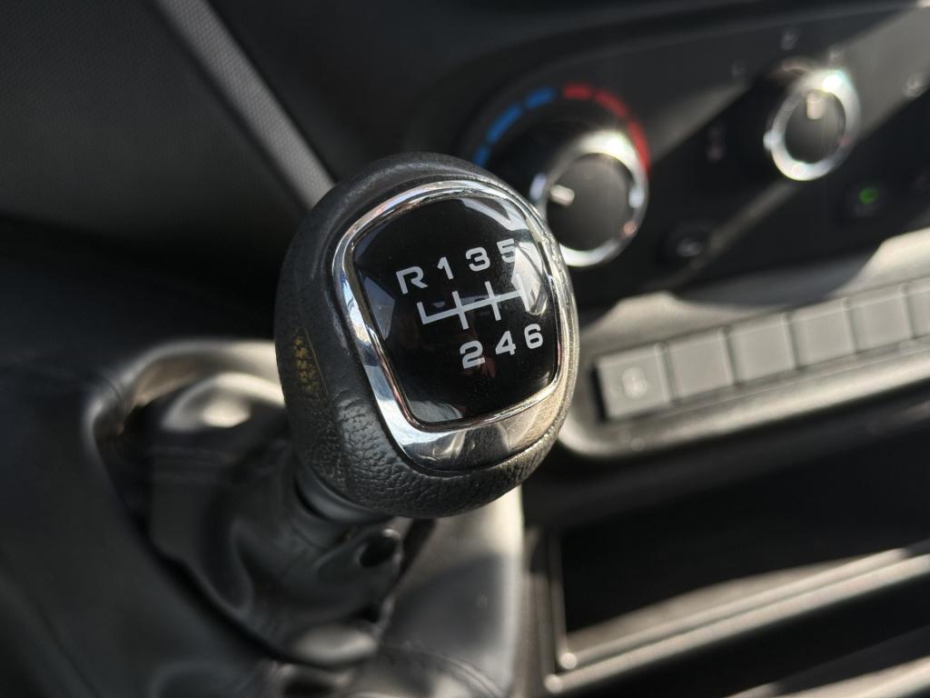 Iveco Daily 35c16 2.3 300 kipper | dubbellucht | trekhaak | leder | opbergk