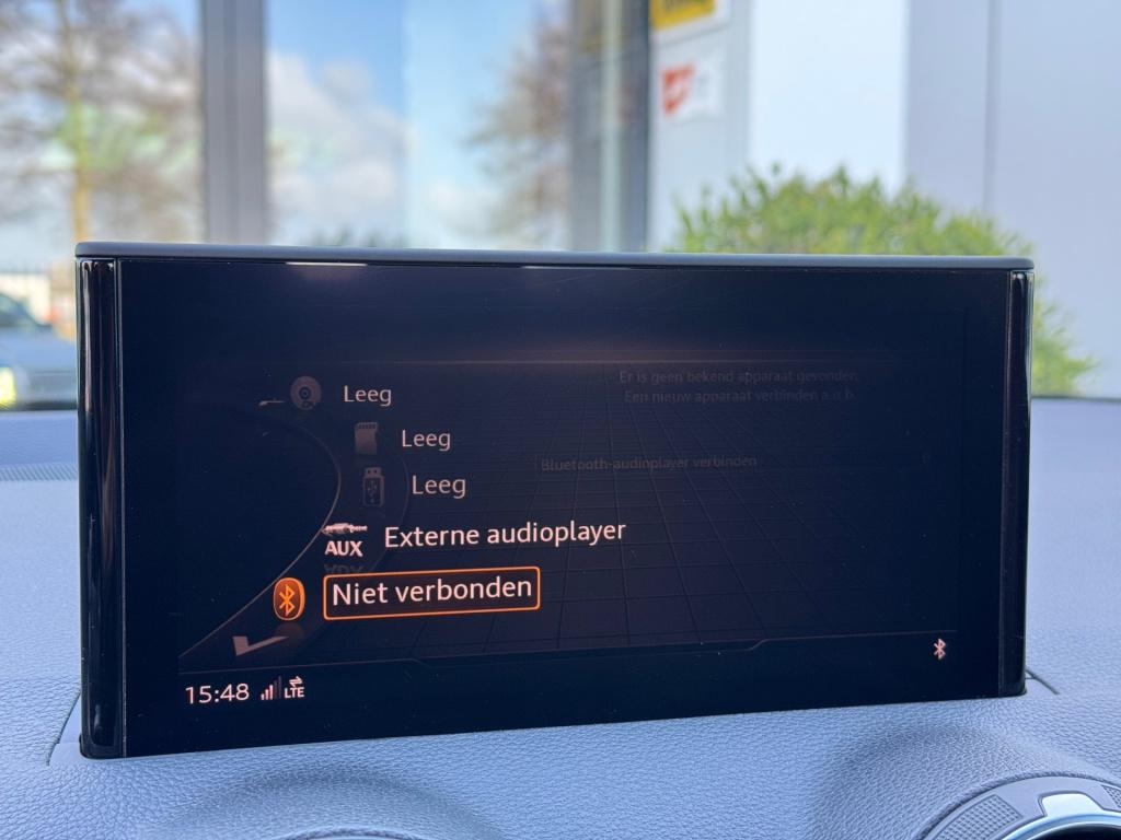 Audi Q2 35 tfsi cod s- edition * pano * leder * keyless * virtual cockpit