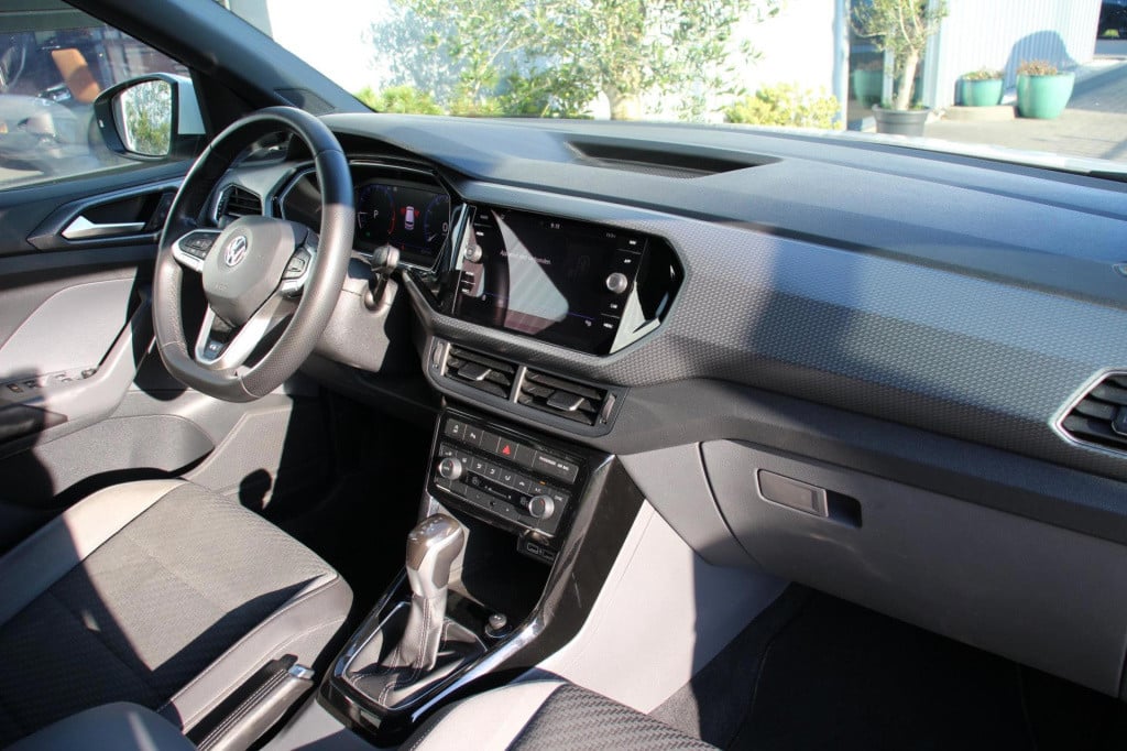 Volkswagen T-cross 1.0 tsi r-line - actieprijs: €20.195,- t/m 20 augustus!