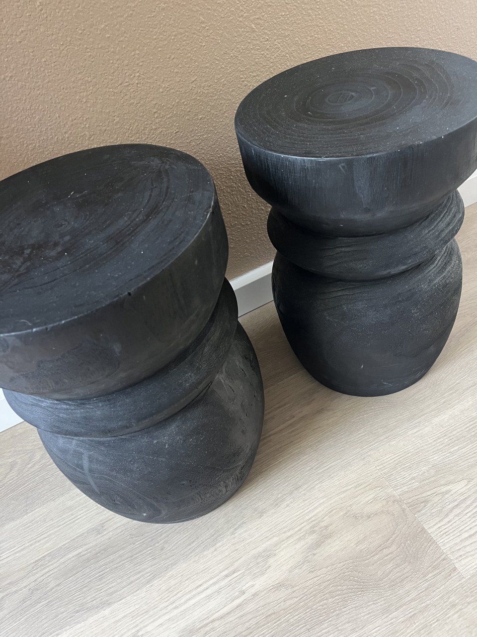 2 Houten krukjes