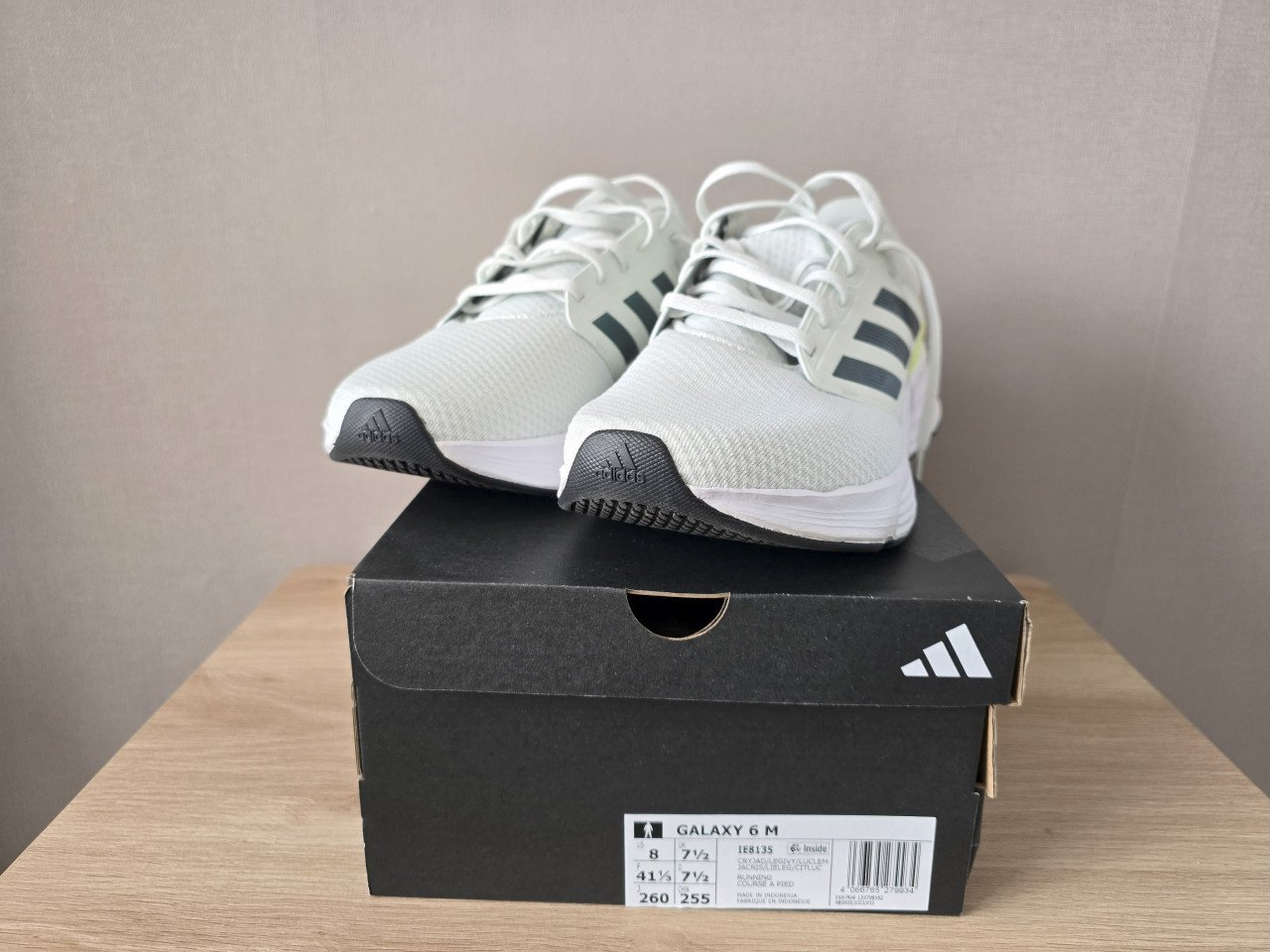 Adidas Galaxy 6 m maat 41 1/3 nieuw in doos